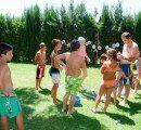 Actividades para niños en la piscina. Ardisa