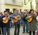 Ronda jotera que recorrió por la mañana las calles de Farasdués